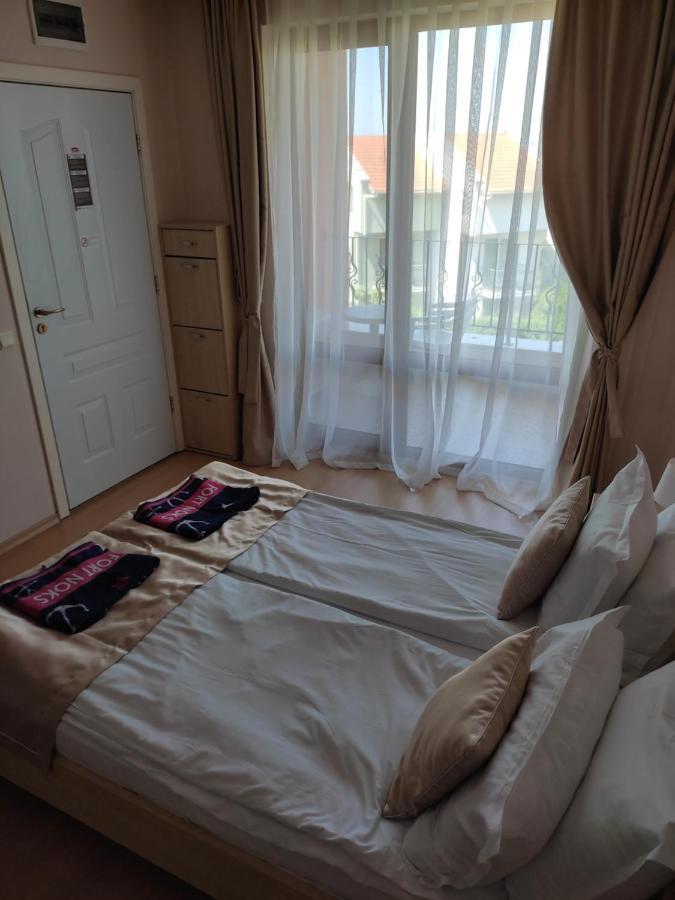 Prestige Fort Beach Private Apartment-Studio 46 Светий Влас Екстер'єр фото